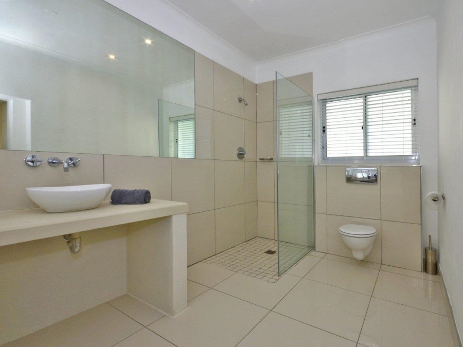 To Let 2 Bedroom Property for Rent in Sea Point Western Cape